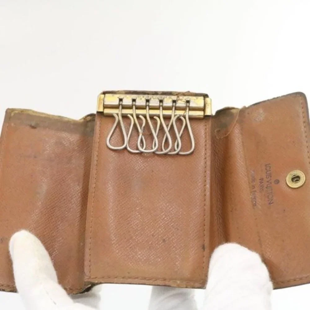 Louis Vuitton Monogram Key Holder/Wallet #157***